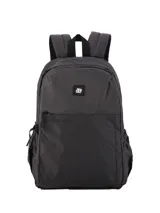 Mochila negra impermeable con bolsillo delantero y trasero oculto, diseñada para transportar laptop.