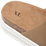 Sandalia color tostado, con plataforma blanca y plantilla de corcho.