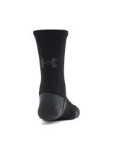 Medias deportivas unisex blancas con detalles en negro en la puntera y el talón.