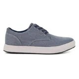 Zapato casual acordonado de lona color azul con rayas horizontales blancas, suela de goma blanca y forro interior azul.