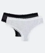Kit de dos bombachas boyshort de algodón, una gris con encaje blanco y otra negra con encaje negro.
