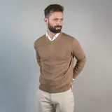Sweater marrón claro de punto con cuello en V, confeccionado en algodón y cashmere.