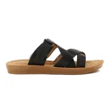 Sandalias bajas de mujer, color negro, con base marrón y tiras anchas cruzadas con perforaciones.