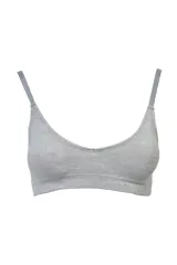 Sostén color negro, con breteles finos y espalda deportiva.