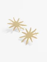 Aros de acero quirúrgico hipoalergénico plateado con forma de estrella irregular.