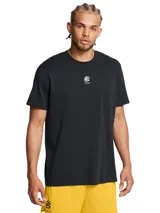 Remera negra de algodón con cuello redondo y logo de Stephen Curry estampado en el pecho.