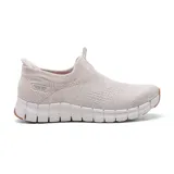 Championes deportivos Skechers Slip-ins Flex Step Amble color beige, sin cordones, con capellada de tejido de punto jaspeado, plantilla Air-Cooled Memory Foam y amortiguación Luxe Foam.