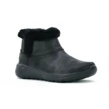 Bota Skechers On The GO Joy - Endeavour color negro, de caña baja con ribete de piel sintética. Cuenta con entresuela 5GEN®, capellada de microfibra textil Perform, plantilla Skechers Air Cooled Goga Mat® y suela Ortholite®.