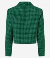 Blazer cropped de poliéster y viscosa con estampado de cuadros verdes y negros, cuello solapa, abotonado delantero, mangas largas y aplicación de strass.