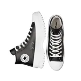 Championes Converse Chuck Taylor All Star Lugged Leather 2.0 Hi, color negro con detalles en blanco. Zapatillas de caña alta con suela track y capellada de cuero.