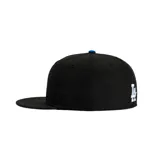 Gorro New Era 59FIFTY negro con logo de Los Angeles Dodgers bordado en azul con palmeras.