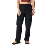 Pantalón cargo verde oliva de corte recto, con cintura elástica ajustable con cordón, bolsillos laterales y bolsillos cargo con cierre.