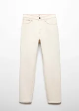 Pantalón de jean color crudo, de corte mom fit, tiro alto, cinco bolsillos y cierre con cremallera y botón.