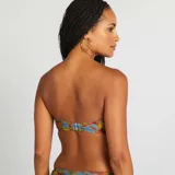 Sujetador de bikini con estampado de flores en tonos azul, verde, amarillo y marrón.