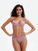 Soutien color beige con estampado animal print, con aro y breteles regulables.