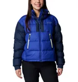 Campera puffer corta Columbia Pike Lake II Cropped para mujer, color azul con detalles en azul marino y cremalleras amarillas. Cuenta con tecnología térmica reflectante Omni-Heat™, aislamiento de poliéster 100 % reciclado, puños con forro de jersey, protector de mentón, cremallera central delantera de doble dirección, bolsillo interior de seguridad, bolsillos laterales con cremallera, puños elásticos y dobladillo ajustable con ceñidor. Tratamiento duradero repelente al agua sin PFC.