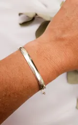 Esclava de plata 925 con broche para ajustar a varios talles.