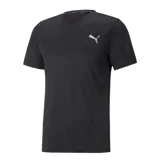Remera deportiva Puma Train All Day Tee, color blanco con logo negro estampado en el pecho y paneles laterales microperforados.