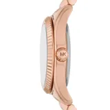 Reloj de acero inoxidable color oro rosa con esfera redonda y detalles brillantes, ideal para uso diario.