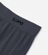 Calzoncillo bóxer blanco de microfibra ligera, con cintura elástica blanca con logo Lupo y rayas negras.
