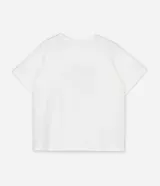 Remera de algodón blanco de corte regular, con cuello redondo y mangas cortas. Presenta un bordado frontal con motivos marinos como caracolas y una estrella de mar, acompañado de la frase "Bonjour La mer". Diseñada para la línea Curve & Plus Size.