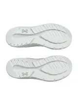 Championes Under Armour Charged Pursuit 4 para mujer, color verde claro con logo plateado.