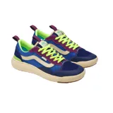 Championes Vans UltraRange Exo, con capellada de tela azul, detalles en verde neón y violeta, y logo lateral en color crema.