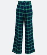 Pantalón de corte wide leg con estampado de cuadros en tonos azul y verde. Presenta pliegues en la cintura y trabillas para cinturón.