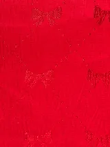 Vestido midi rojo con tejido jacquard de mariposas, escote pronunciado en V con ribete de encaje, mangas cortas con detalle de volado y una banda horizontal de encaje en la parte inferior de la falda.