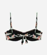 Top de bikini con estampado tie dye en tonos verde, negro y rosa. Diseño de media taza con breteles finos ajustables, lazo en la espalda y costuras contrastantes. Confeccionado en microfibra.