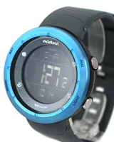 Reloj Mistral deportivo digital con correa de silicona negra y bisel azul.