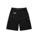Short cargo negro con estampado del logo de Alcatraz en gris. Incluye cinturón ajustable.