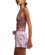 Musculosa negra de tejido de punto con escote redondo.