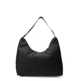 Bolso hobo negro con logo de Puma estampado en blanco.