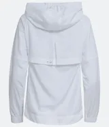Campera deportiva rompevientos con capucha, colorblock en rosa y rojo, cierre frontal y bolsillos laterales.