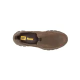 Zapato Caterpillar tipo slip-on de cuero color marrón, con forro de malla de nylon, plantilla acolchada, suela de goma y tecnología CLEANSPORT NXT.