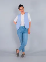 Zapatillas slip on con estampado animal print, capellada de textil y suela de goma.