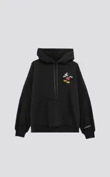 Buzo con capucha negro de frisa de algodón con estampado de Mickey Mouse, Donald y Goofy rodeados de fantasmas.