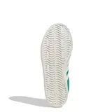 Championes Adidas VL Court 3.0, color verde con detalles en blanco. Zapatillas de gamuza con las tres tiras clásicas de Adidas en los laterales y suela de goma.