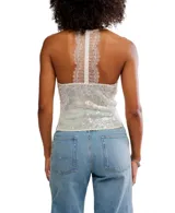 Top cubierto de lentejuelas iridiscentes, con escote halter y borde de encaje tipo pestaña. La espalda es estilo racerback con encaje delicado.