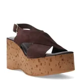 Sandalia de plataforma Bottero color marrón café, con tiras cruzadas de cuero y hebilla ajustable en el tobillo. Plataforma con textura de corcho.