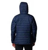Campera puffer Columbia Silver Falls II Hood color azul marino, con capucha, cierre frontal completo, bolsillos laterales con cierre y puños elásticos. Confeccionada con tecnología Omni-Shield que repele la humedad y Thermarator que mantiene el calor.