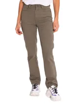 Pantalón negro de corte recto con bolsillos frontales y traseros.