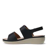 Sandalias de mujer Lady Confort Vence color beige, con dos tiras con perforaciones y plataforma baja.