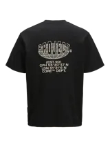 Remera negra de manga corta con cuello redondo y estampado blanco en el pecho con la palabra "Project" y en la espalda con un diseño abstracto.