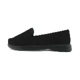 Mocasines negros de cuero con detalle de tejido en la parte delantera.