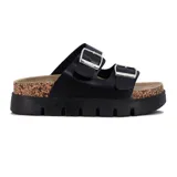 Sandalias negras con plataforma, dos tiras anchas con hebillas plateadas ajustables y plantilla de corcho.