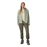 Campera impermeable Columbia Arcadia II color celeste, con capucha ajustable, cierre frontal con solapa, bolsillos con cierre y puños ajustables.