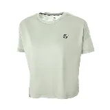 Remera deportiva Topper color verde claro con logo negro estampado en el pecho.