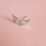 Aros pequeños de plata 925 con forma de alas y circonitas cúbicas.